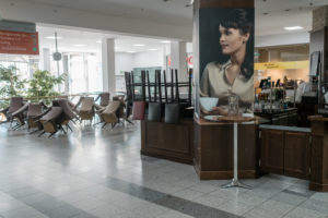 Geschlossenes Cafes während des Lockdowns in der Corona Krise. Geschlossenes Cafes während des Lockdowns in der Corona Krise.